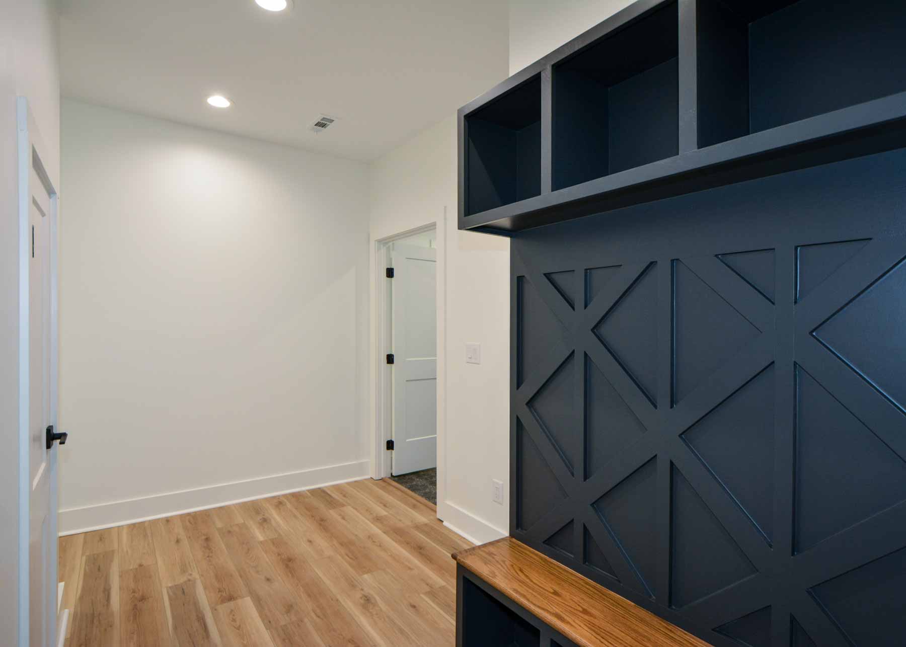pullman-house-mud-room-view-2 Pullman House Building Project | OMZ HomZ