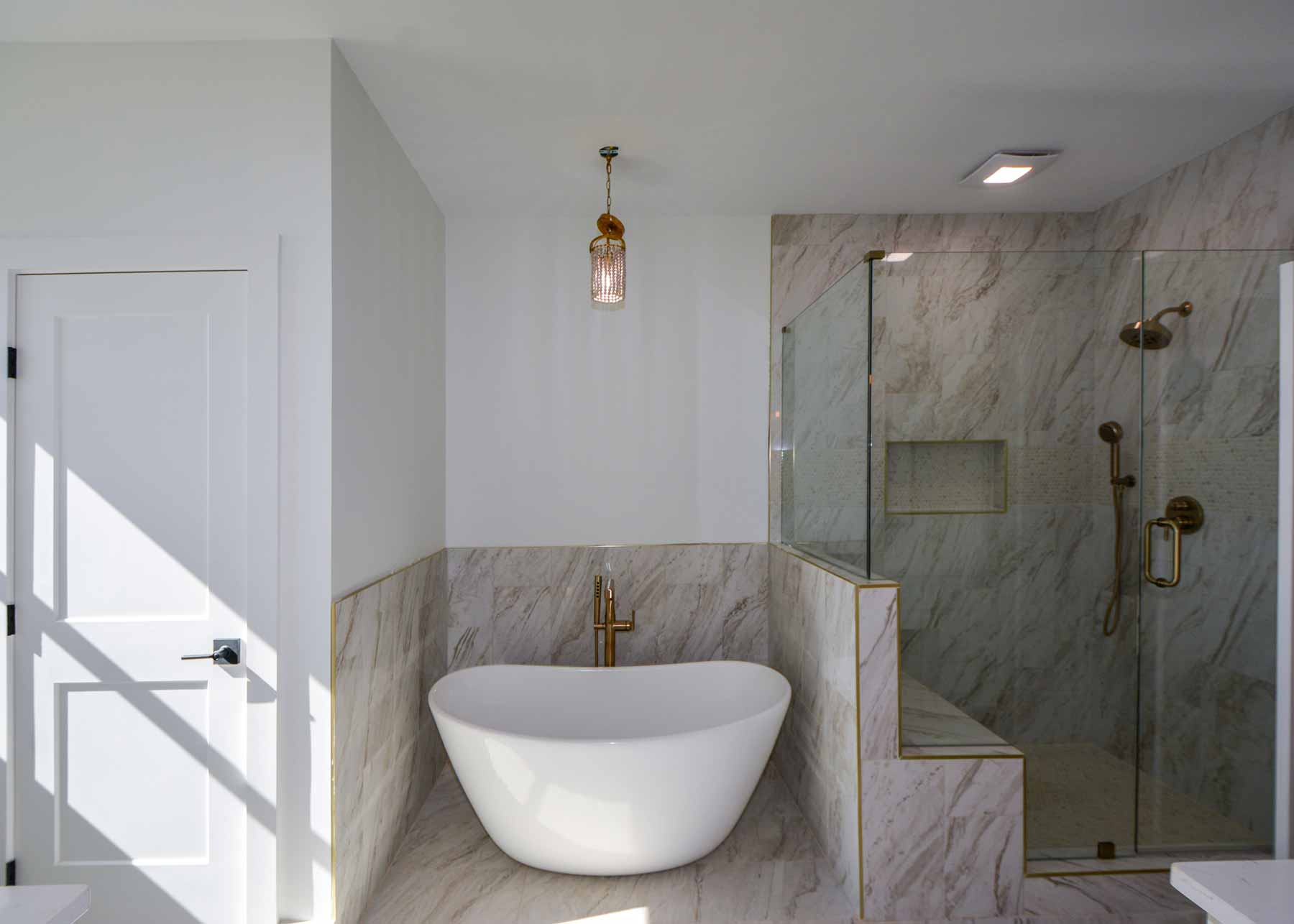 pullman-house-primary-bathroom Pullman House Building Project | OMZ HomZ